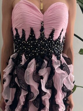 Mac Duggal Pink & Black Strapless Ruffle Cocktail Dress – Beaded Corset – Size 4